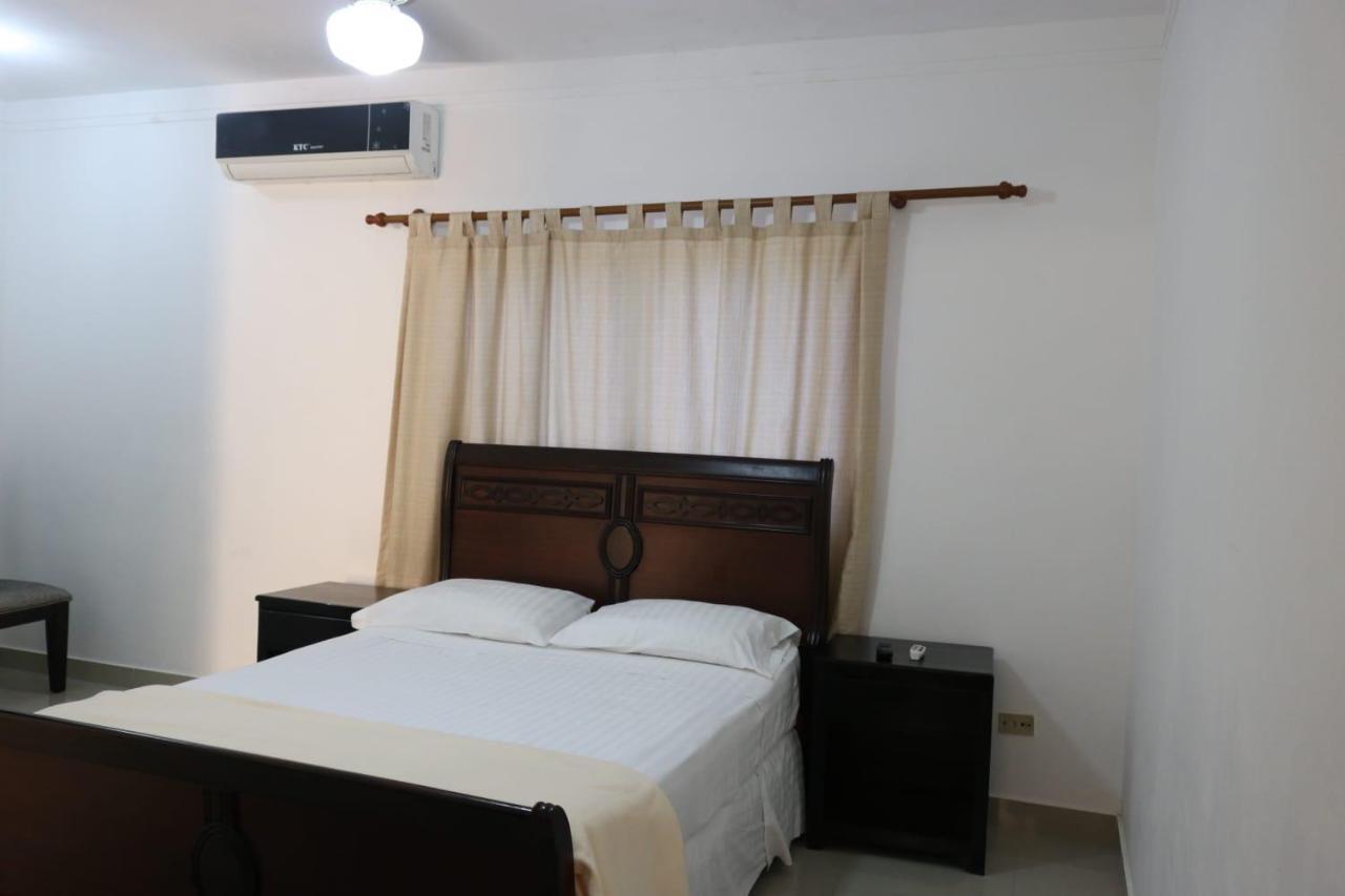 Apartamento Amueblado Amplio Tranquilo Privado Como Tu Lo Mereces 산티아고 데 로스 카바예로스 외부 사진