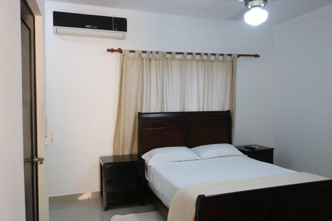 Apartamento Amueblado Amplio Tranquilo Privado Como Tu Lo Mereces 산티아고 데 로스 카바예로스 외부 사진